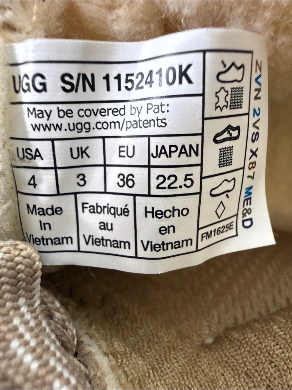 UGG Kids Sand Lowmel Lace-Up Sneakers - Size 4